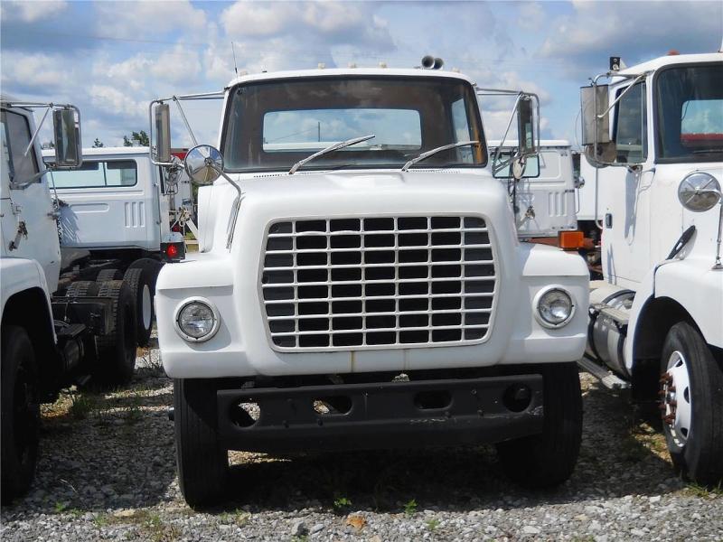 1984 Ford L9000 2