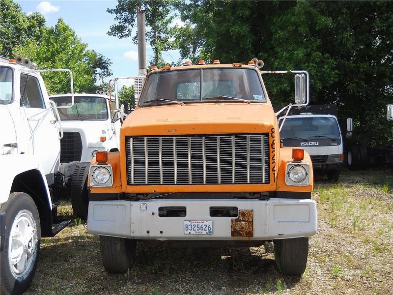 1985 GMC BRIGADIER 2