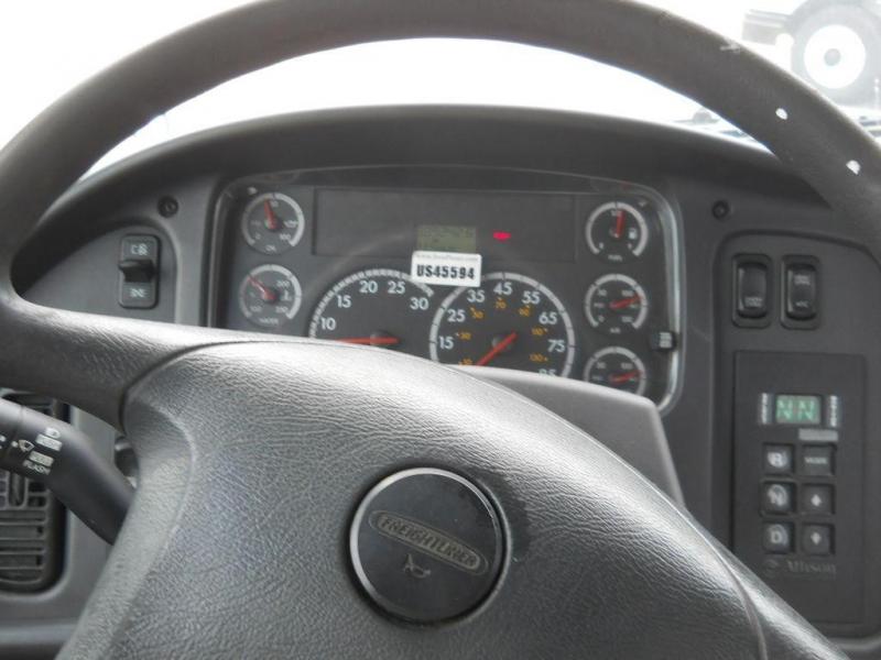 2008 Freightliner BUSINESS CLASS M2 112 6