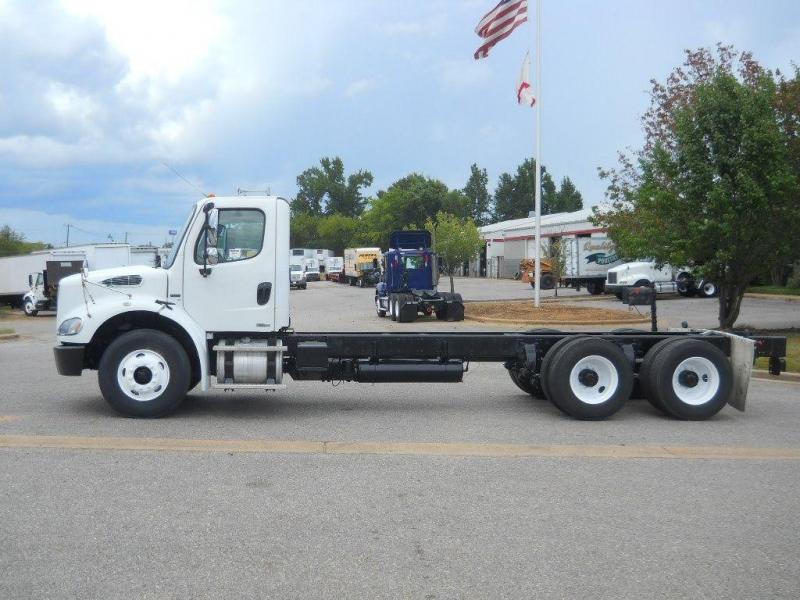 2008 Freightliner BUSINESS CLASS M2 112 8