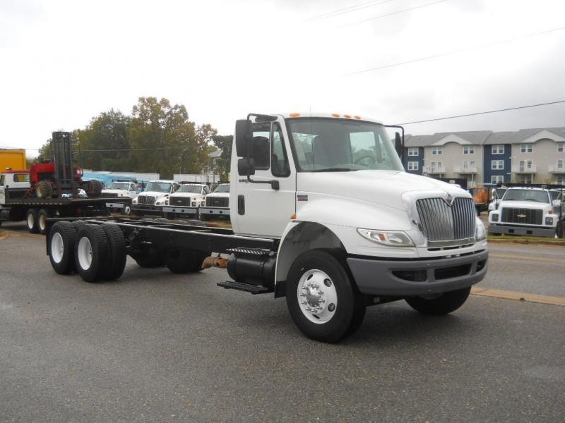 2008 International 4400 8