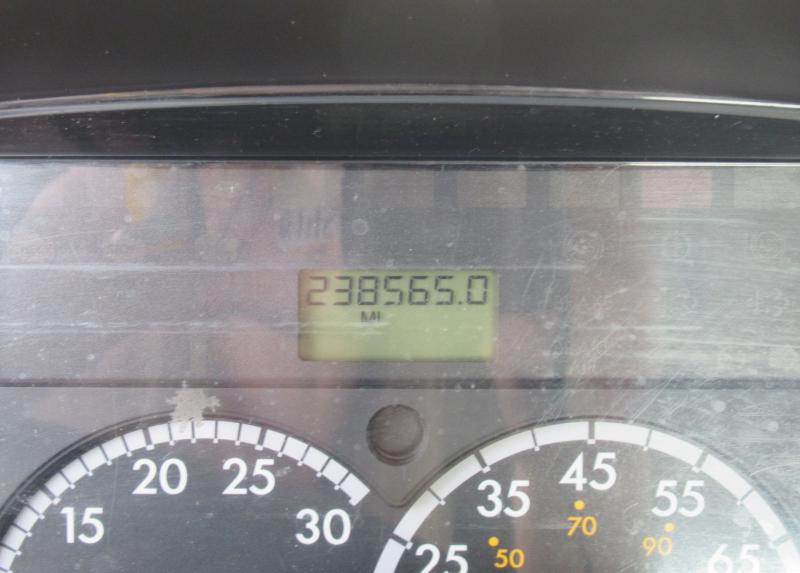2015 Freightliner BUSINESS CLASS M2 106 20