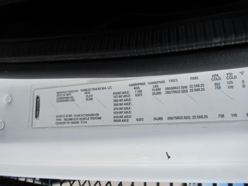 2017 Freightliner BUSINESS CLASS M2 106 14