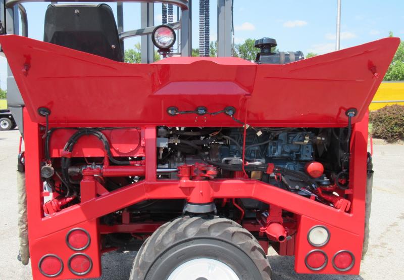 2005 Moffett M5000-4W 9