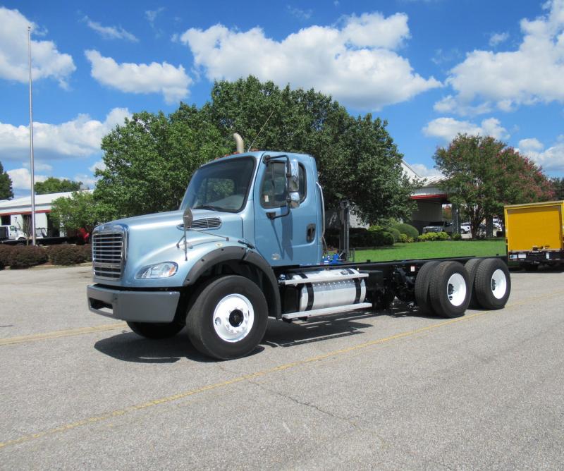 2014 Freightliner BUSINESS CLASS M2 112 1