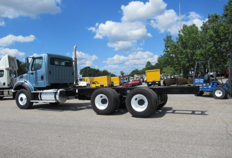 2014 Freightliner BUSINESS CLASS M2 112 3