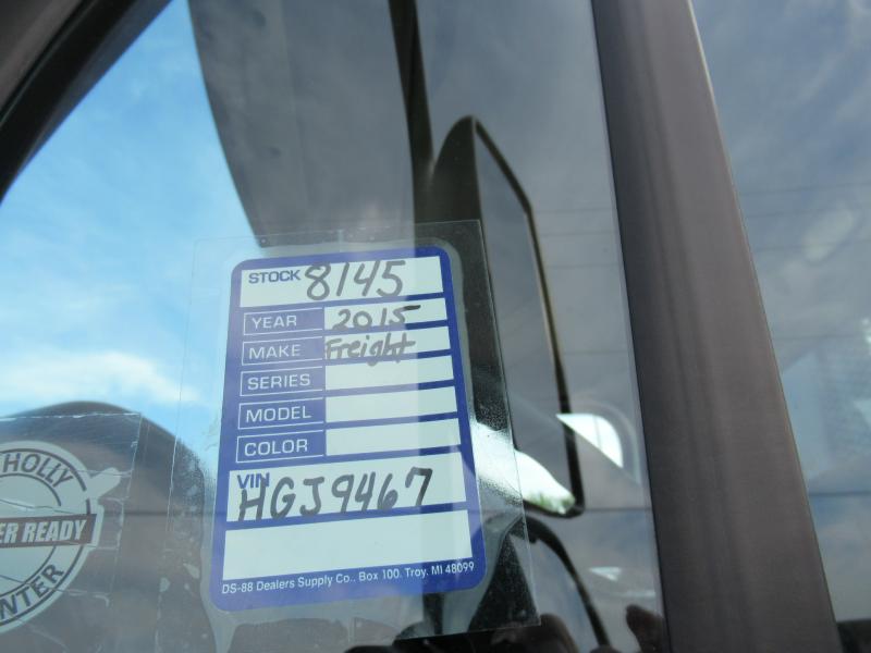 2015 Freightliner BUSINESS CLASS M2 106 13