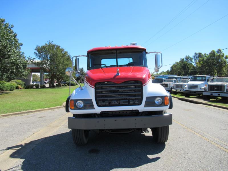 2007 Mack CV713 5