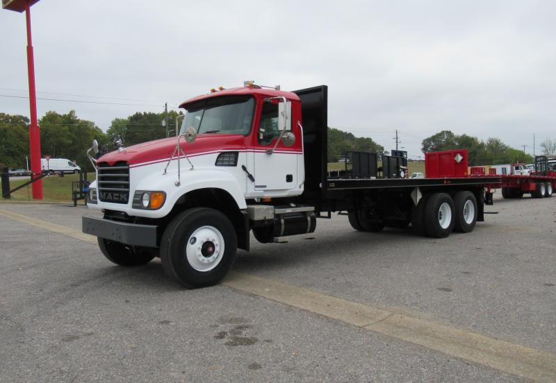 2006 Mack CV713 6