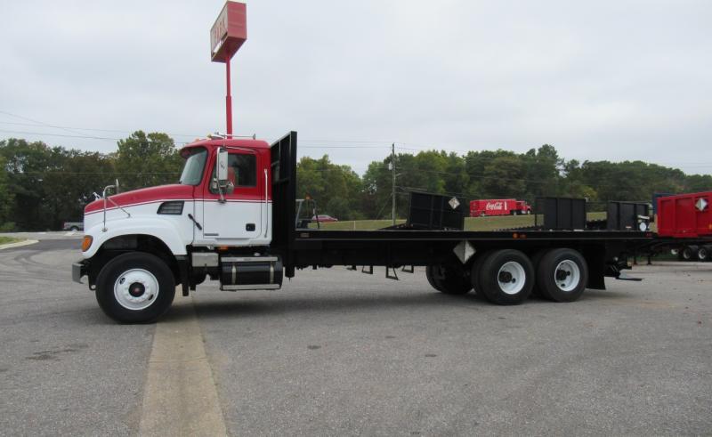 2006 Mack CV713 7