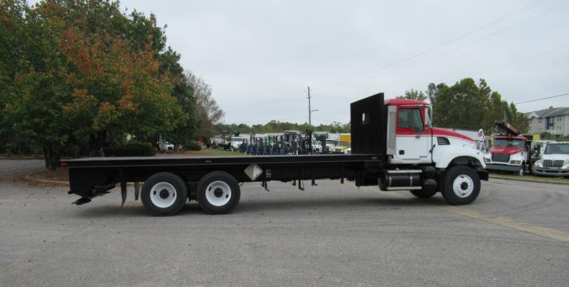 2006 Mack CV713 13