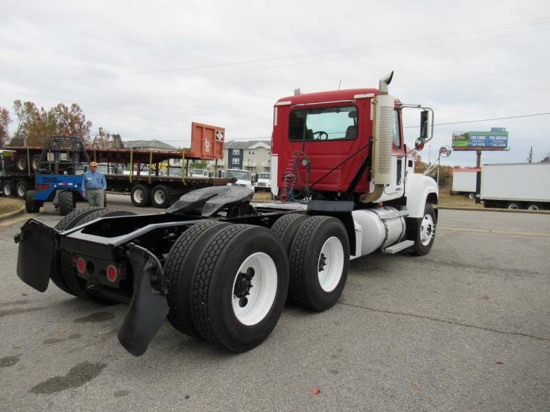 2007 Mack CHN613 6