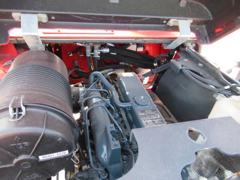2011 Moffett M55 17