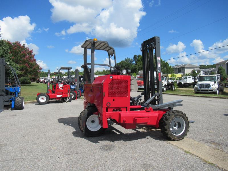 2003 Moffett M5000 4W 3