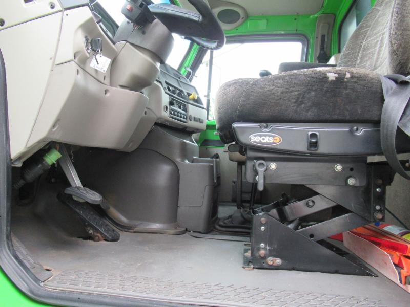 2007 Sterling LT9513 8
