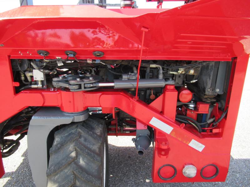 2005 Moffett LP5500 13