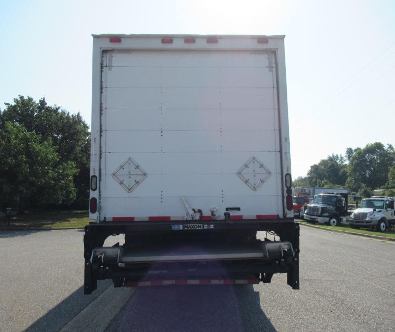 2017 Freightliner BUSINESS CLASS M2 106 7