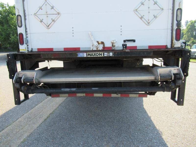 2017 Freightliner BUSINESS CLASS M2 106 15