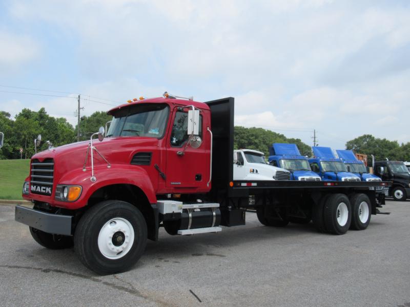 2006 Mack CV713 5