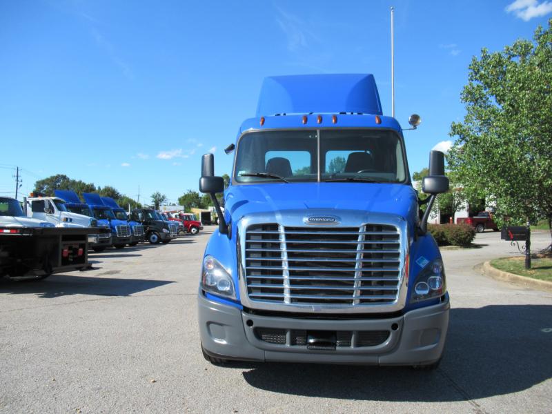 2016 Freightliner CASCADIA 113 12