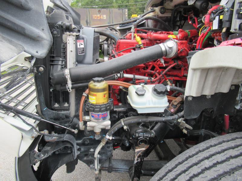 2020 Freightliner BUSINESS CLASS M2 106 8