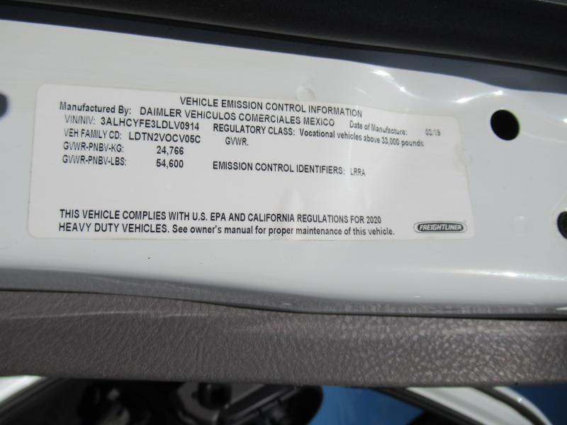 2020 Freightliner BUSINESS CLASS M2 106 20