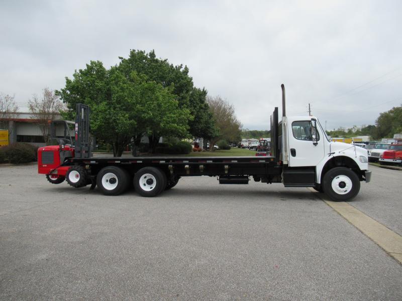 2016 Freightliner BUSINESS CLASS M2 106 1