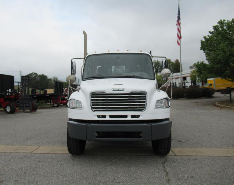 2016 Freightliner BUSINESS CLASS M2 106 6