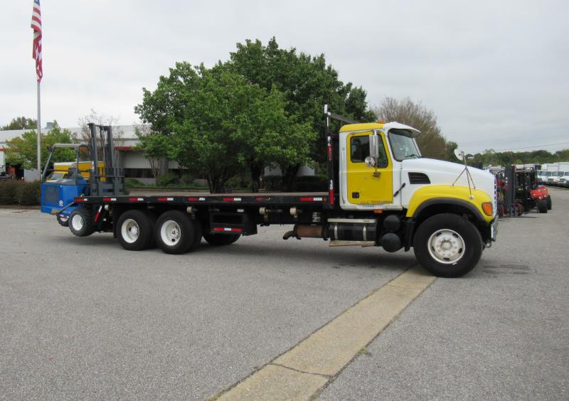 2007 Mack CV713 1