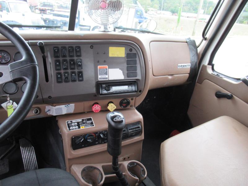 2007 Mack CV713 10