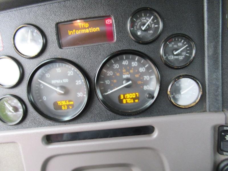 2014 Peterbilt 365 12