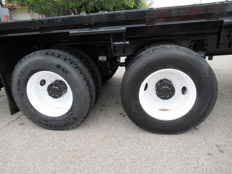 2014 Peterbilt 365 18