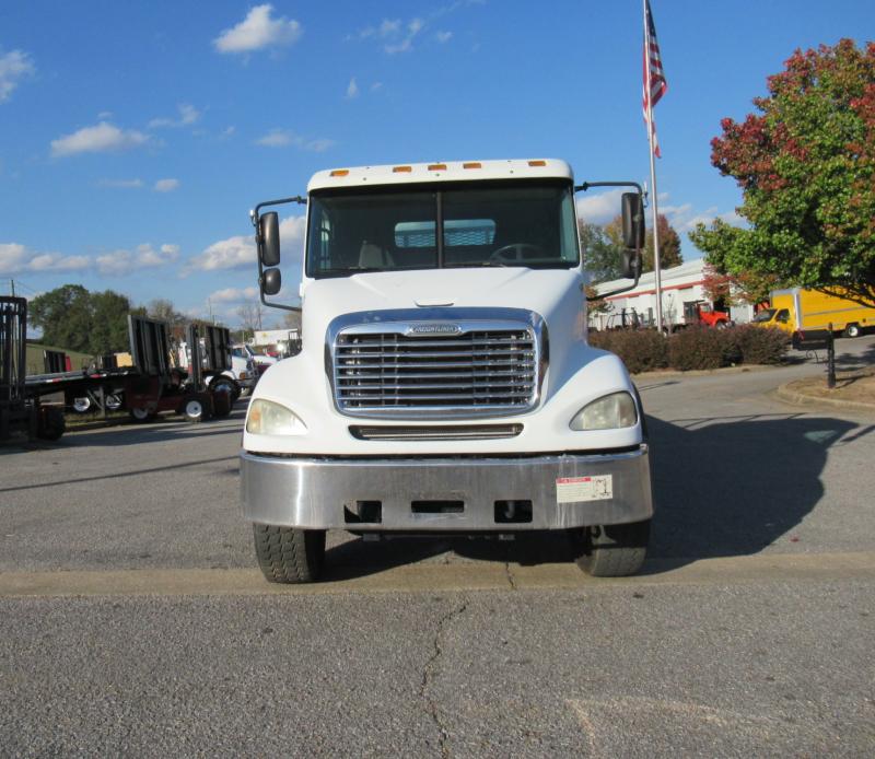 2005 Freightliner COLUMBIA 112 9