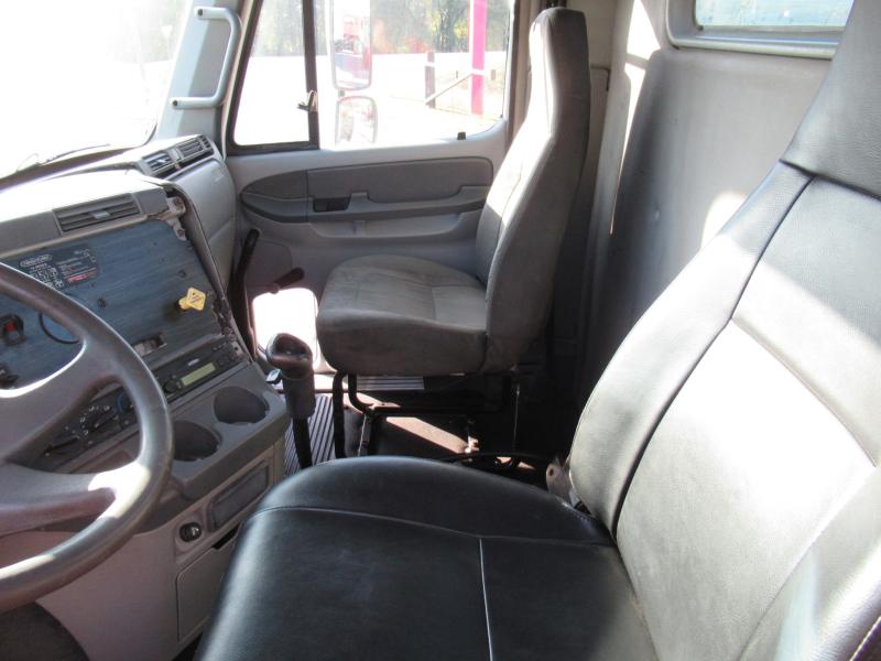 2005 Freightliner COLUMBIA 112 11