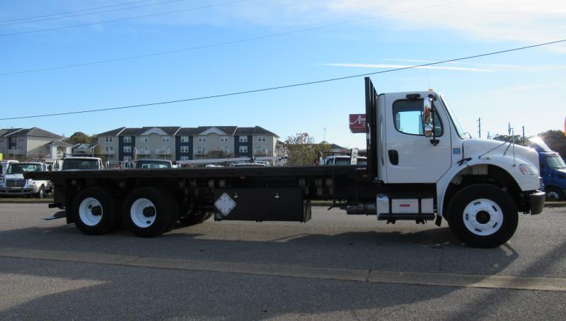 2018 Freightliner BUSINESS CLASS M2 106 5