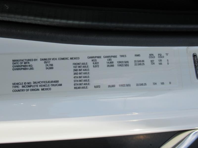 2018 Freightliner BUSINESS CLASS M2 106 12