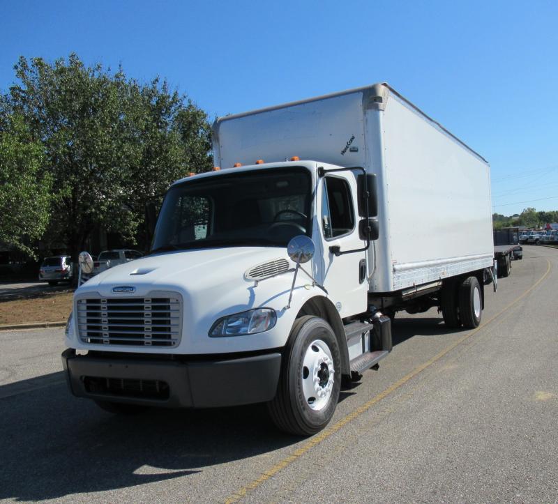 2015 Freightliner BUSINESS CLASS M2 106 2