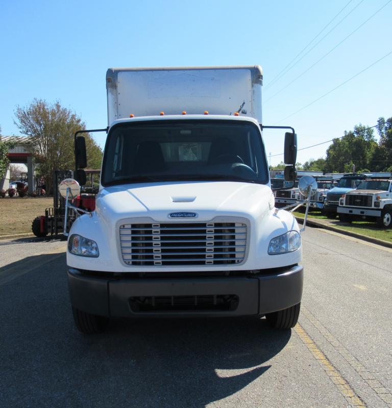 2015 Freightliner BUSINESS CLASS M2 106 3