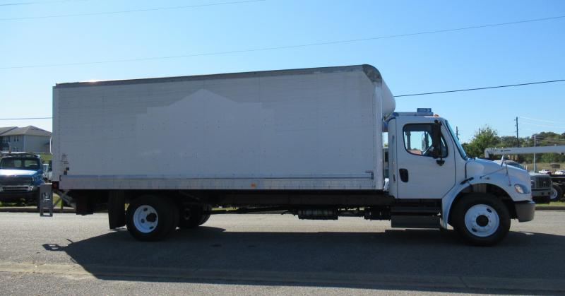 2015 Freightliner BUSINESS CLASS M2 106 5