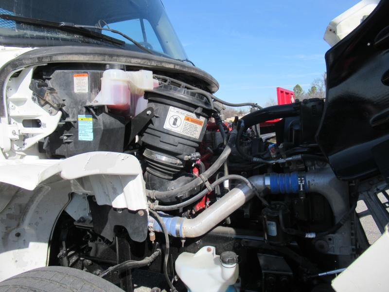 2017 Freightliner M2 106 11