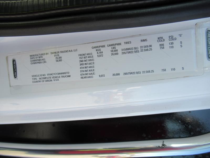 2017 Freightliner M2 106 9