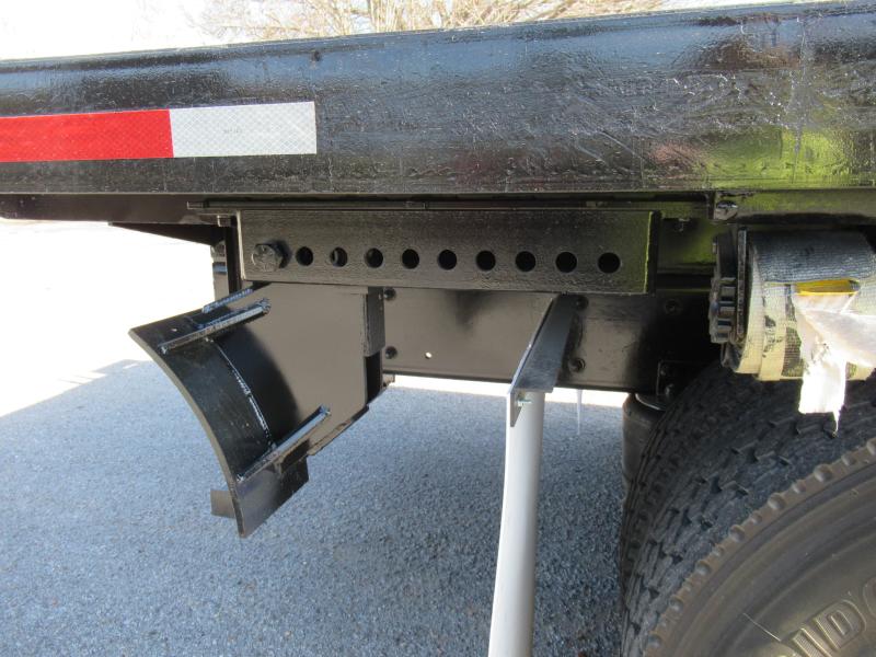 2017 Freightliner M2 106 21