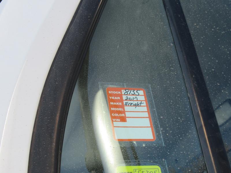 2017 Freightliner M2 106 23