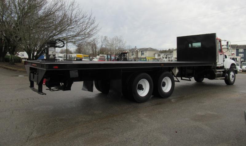 2006 Mack CV713 5