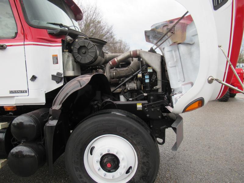 2006 Mack CV713 16