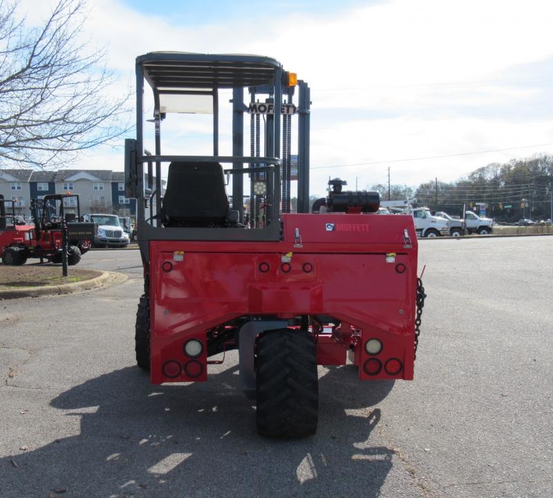 2005 Moffett M5500 4