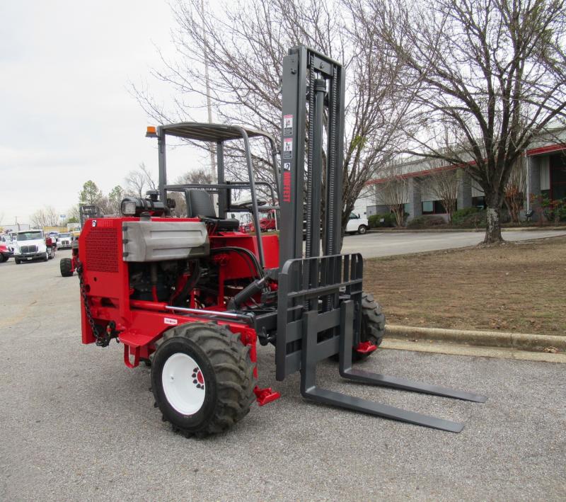 2005 Moffett M5500 1