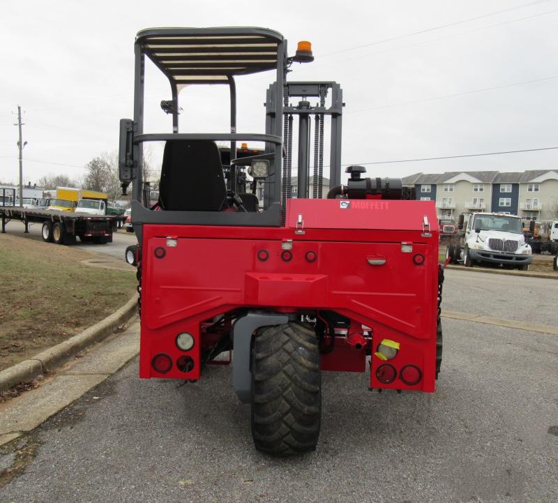 2005 Moffett M5500 4