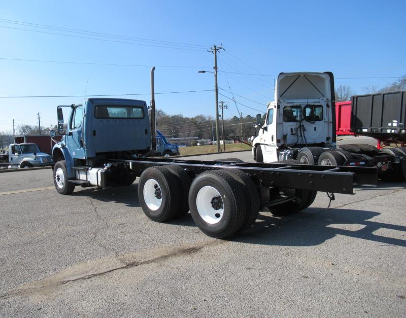 2017 Freightliner BUSINESS CLASS M2 106 7