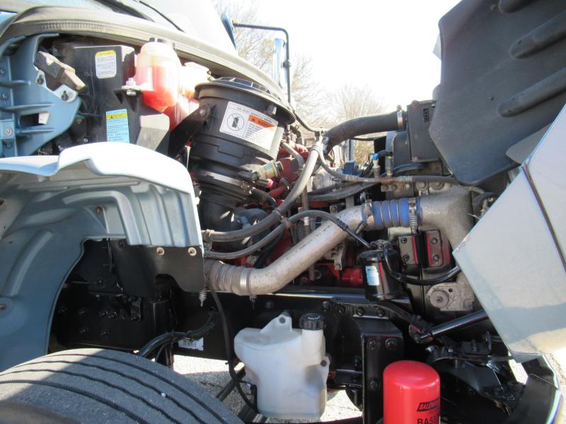 2017 Freightliner BUSINESS CLASS M2 106 14